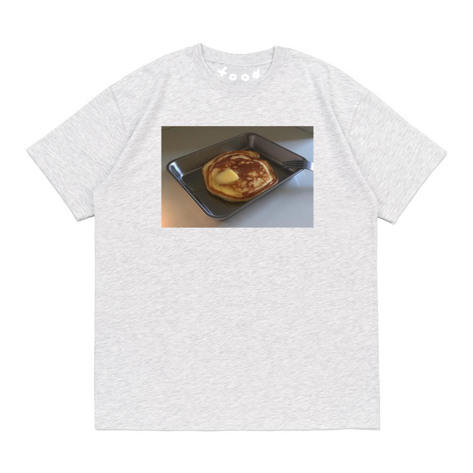 food pancake’s grey short-sleeve shirt